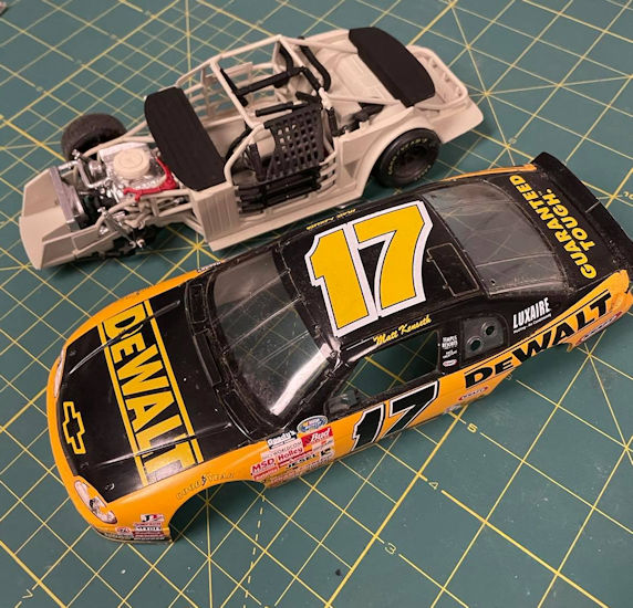 Built17DeWalt #17 DeWalt Chevy driven by Matt Kenseth (1:25)