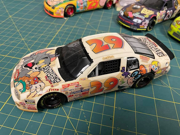 Built29Tom&Jerry #29 Tom & Jerry Chevy driven by Jeff Green (1:25)