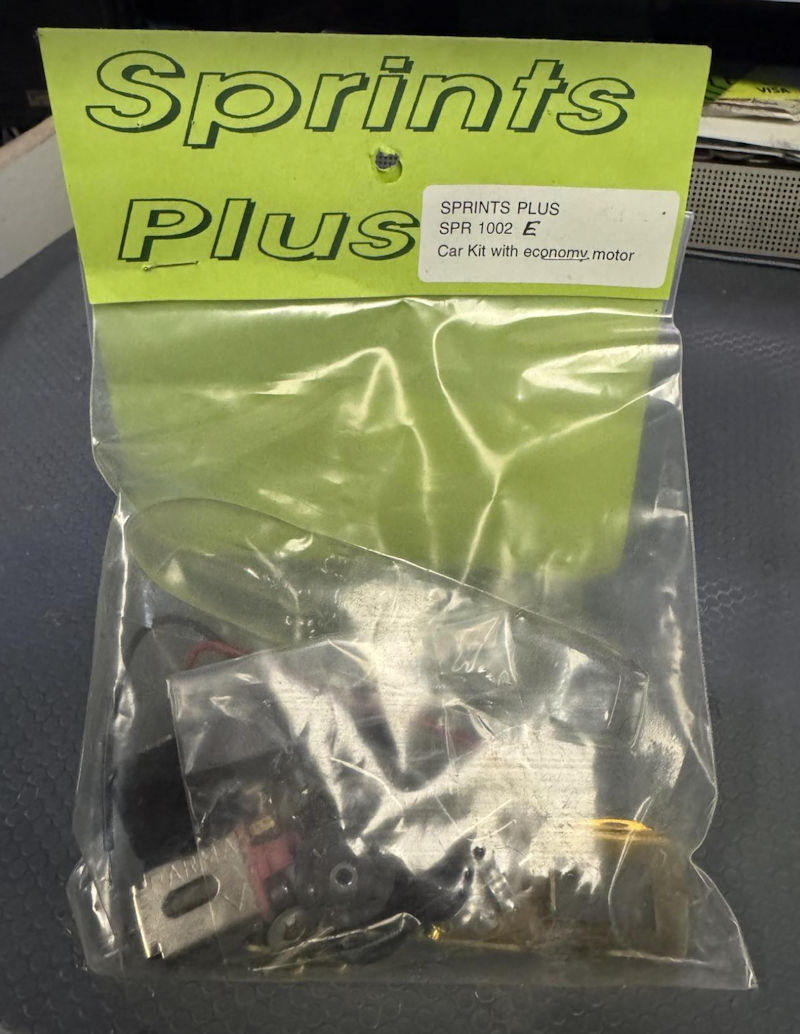 SptsPlus  Sprints Plus Complete Car & Chassis Kit 1:32 scale