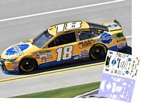 SCF2647-C #18 Kyle Busch 2015 Pedigree Camry