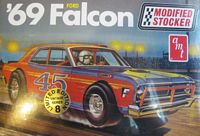 AMT_30142 '69 FORD FALCON MODIFIED STOCKER (1:25) (OB)