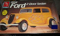 AMT_6510 1934 Ford 2-Door Sedan