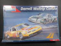 MON_6391 Darrell Waltrip Combo Racecar 1:24th Model Kit