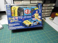 REV_85-1661 #43 John Andretti Dodge Intrepid R/T ProFinish (1:24)