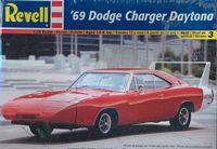 REV_85-2824 '69 Dodge Charger Daytona (1:25)