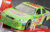 SCX_64390 #18 Kyle Busch 1:32 Interstate Batteries Camry